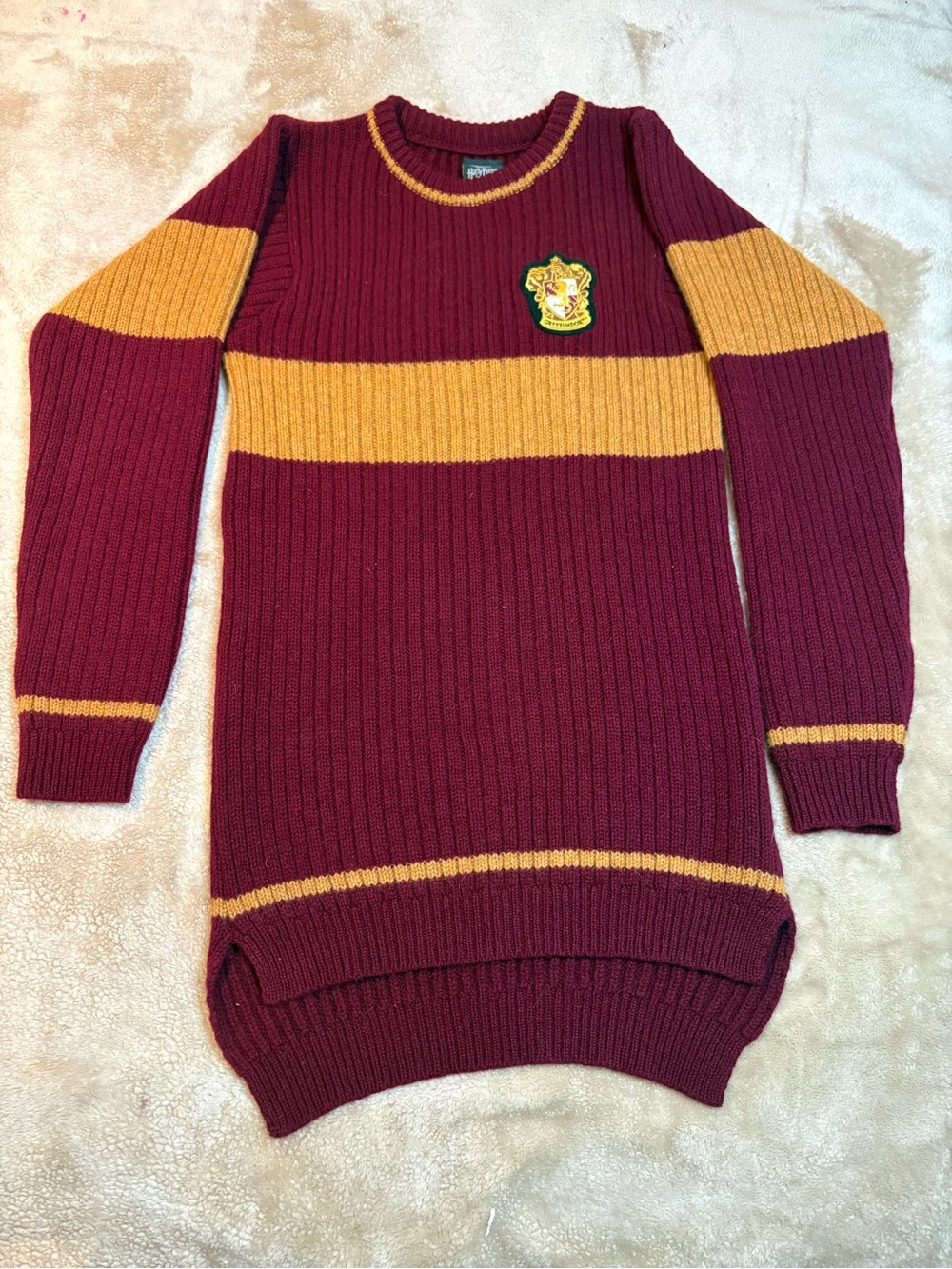 Universal Burgundy and Gold Crewneck Ribbed Sweater SMALL Harry Potter